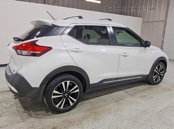 3N1CP5CU0JL534496 2018 NISSAN KICKS Белый Задняя правая четверть