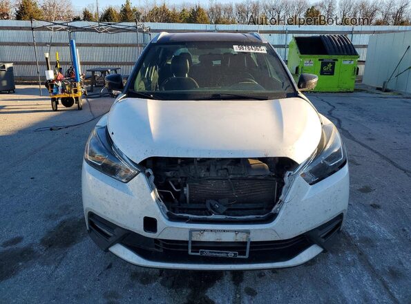3N1CP5CU0KL569038 2019 NISSAN KICKS White Front view