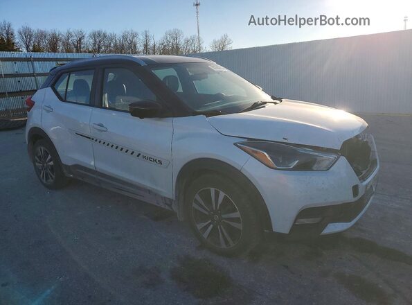 3N1CP5CU0KL569038 2019 NISSAN KICKS White Front right