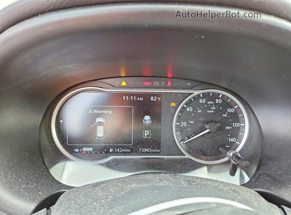 3N1CP5CU1JL526925 2018 NISSAN KICKS Orange Widok zestawu wskaźników
