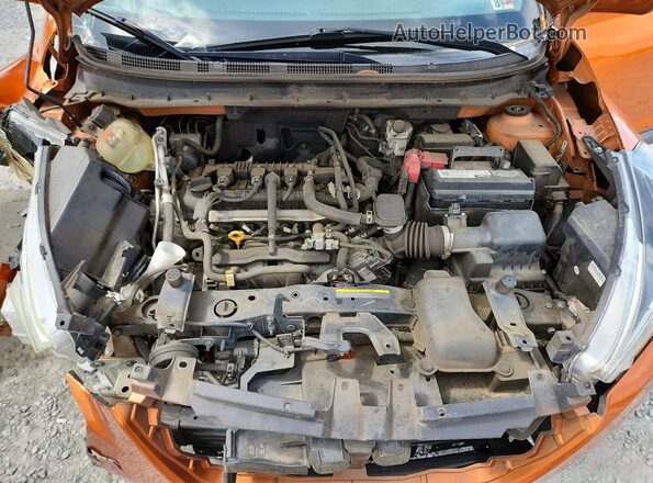 3N1CP5CU1JL526925 2018 NISSAN KICKS Orange Widok komory silnika