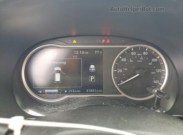 3N1CP5CU1JL538945 2018 NISSAN KICKS White Widok zestawu wskaźników
