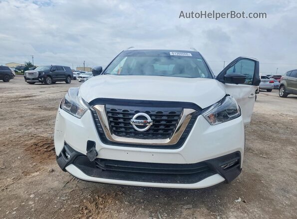 3N1CP5CU1KL537361 2019 NISSAN KICKS White Front view
