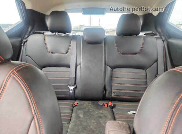 3N1CP5CU1KL537361 2019 NISSAN KICKS White Rear seats view