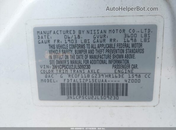 3N1CP5CU2JL509230 2018 NISSAN KICKS White Vista del compartimento del motor