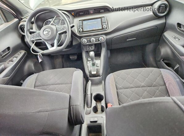3N1CP5CU3JL522827 2018 NISSAN KICKS Gray წინა პანელის ხედი