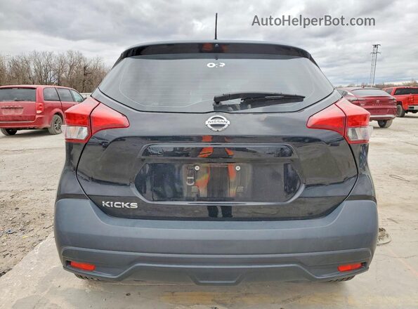 3N1CP5CU3JL535576 2018 NISSAN KICKS Black Rear view