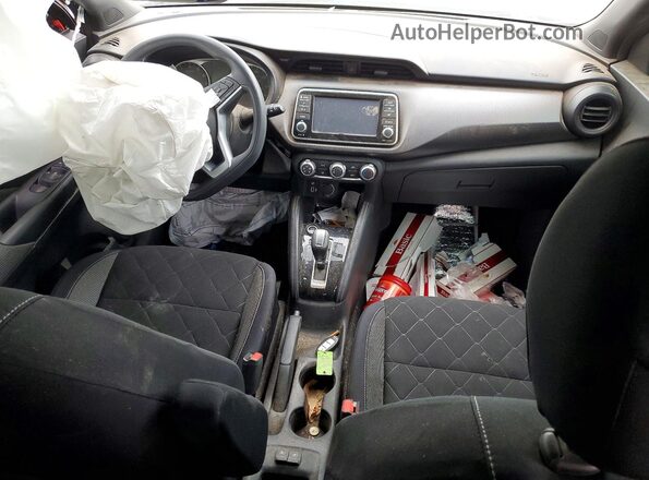 3N1CP5CU3JL535576 2018 NISSAN KICKS Black Dashboard view