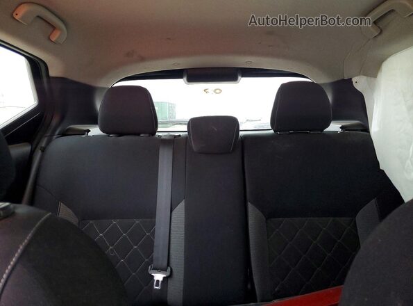 3N1CP5CU3JL535576 2018 NISSAN KICKS Black Rear seats view