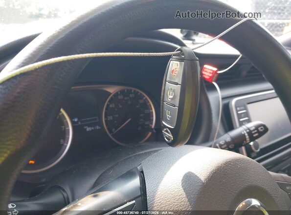 3N1CP5CU3JL538848 2018 NISSAN KICKS Silver Առջևի վահանակի տեսք