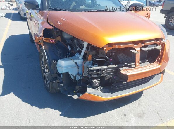 3N1CP5CU4JL506328 2018 NISSAN KICKS Orange Widok z przodu