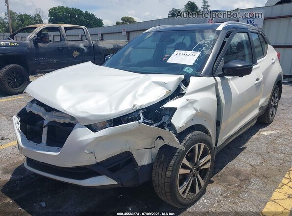 3N1CP5CU4JL513165 2018 NISSAN KICKS White Դիմացի տեսք