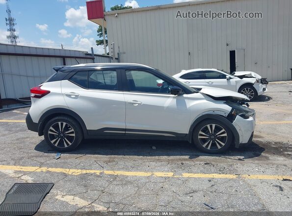 3N1CP5CU4JL513165 2018 NISSAN KICKS White Սալոնի հետևի տեսք