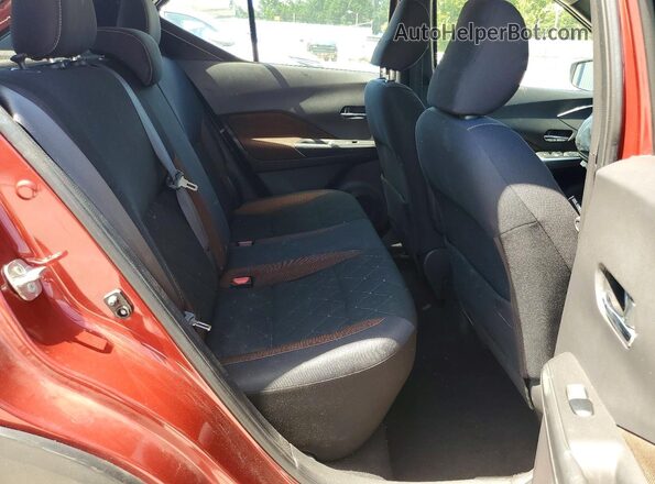 3N1CP5CU4JL522173 2018 NISSAN KICKS Maroon Вид задньої частини салону