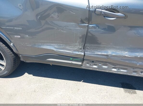 3N1CP5CU4JL537062 2018 NISSAN KICKS Gray Սարքավորումների վահանակի տեսք