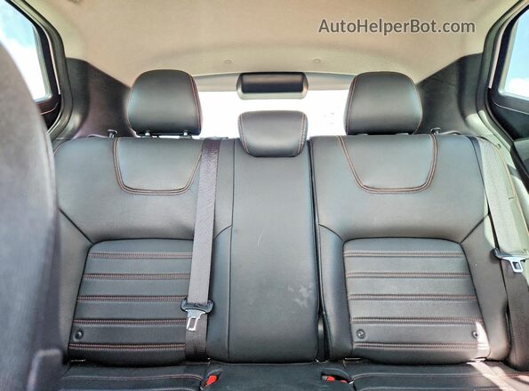 3N1CP5CU4JL545999 2018 NISSAN KICKS White Rear seats view