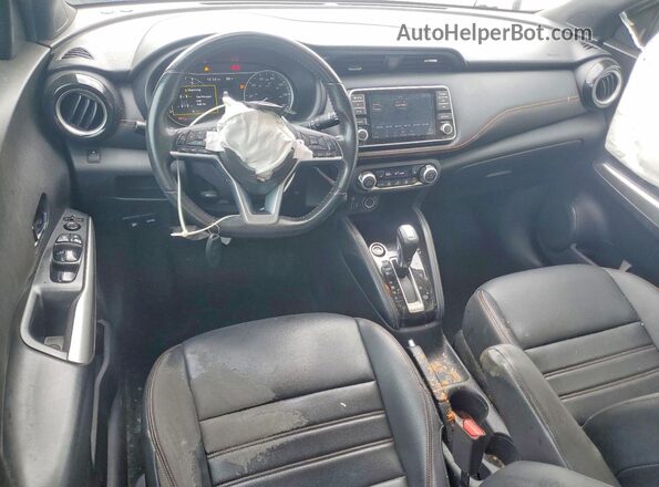 3N1CP5CU4KL511112 2019 NISSAN KICKS Silver Dashboard view