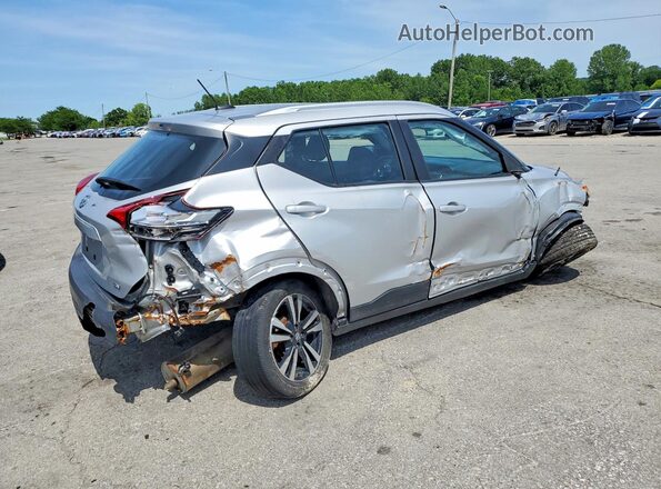 3N1CP5CU4KL551142 2019 NISSAN KICKS Silver Trasero derecho