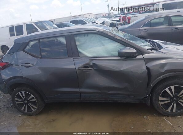 3N1CP5CU5KL559024 2019 NISSAN KICKS Gray Widok wnętrza z tyłu