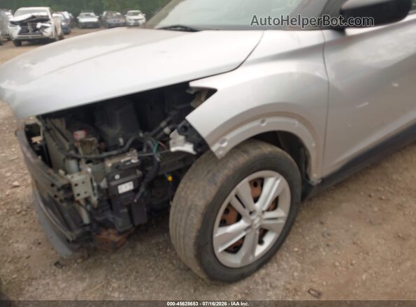 3N1CP5CU6JL542442 2018 NISSAN KICKS Серебряный Вид спереди
