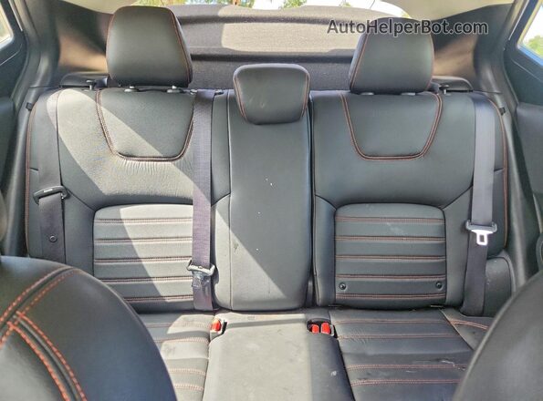 3N1CP5CU6KL526923 2019 NISSAN KICKS White Vista de los asientos traseros