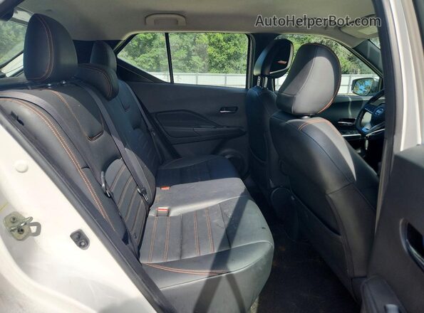 3N1CP5CU6KL526923 2019 NISSAN KICKS White Vista interior trasera