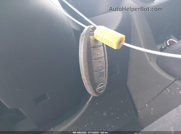 3N1CP5CU6KL560764 2019 NISSAN KICKS Красный Вид панели приборов