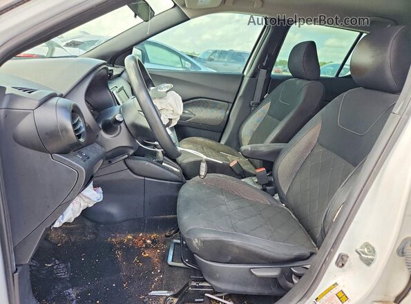 3N1CP5CU7JL530705 2018 NISSAN KICKS White Вид салону спереду