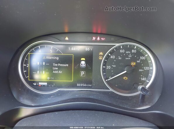 3N1CP5CU7JL538528 2018 NISSAN KICKS Red Հետևի նստատեղերի տեսք