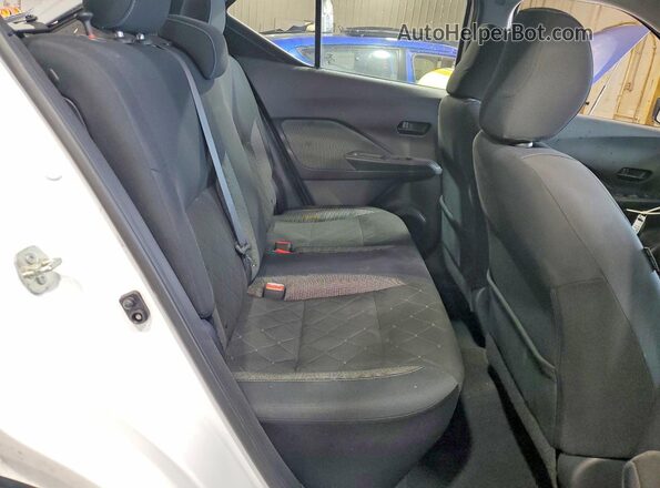 3N1CP5CU7KL516515 2019 NISSAN KICKS White Вид задньої частини салону