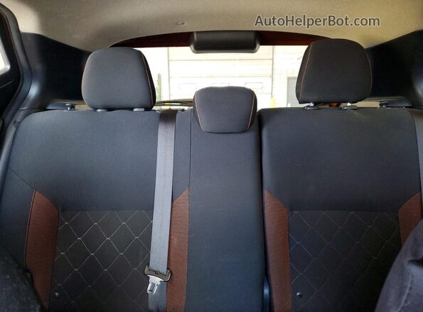 3N1CP5CU7KL566735 2019 NISSAN KICKS Orange Вид задніх сидінь