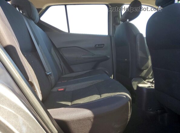 3N1CP5CU8JL523519 2018 NISSAN KICKS Gray Սալոնի հետևի տեսք