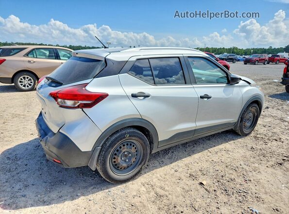 3N1CP5CU8KL518953 2019 NISSAN KICKS Серебряный Задняя правая четверть