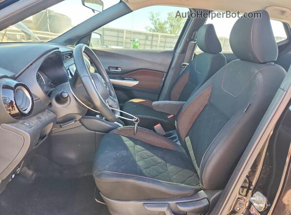 3N1CP5CU8KL523358 2019 NISSAN KICKS Черный Вид салона спереди