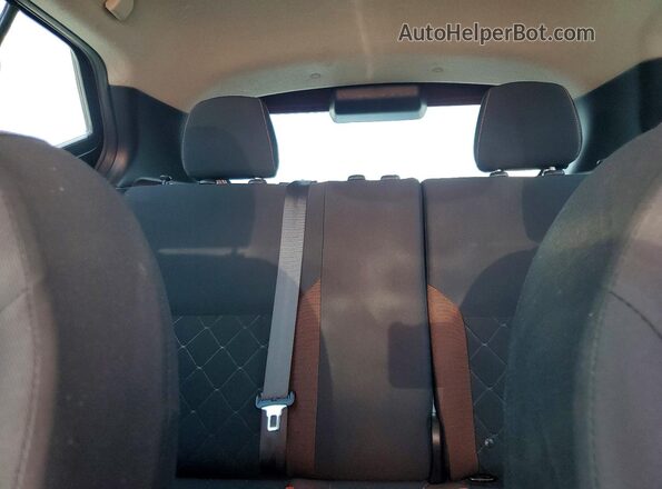 3N1CP5CU9JL502131 2018 NISSAN KICKS Red Vista de los asientos traseros