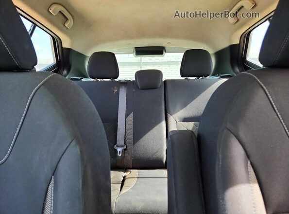 3N1CP5CU9JL530429 2018 NISSAN KICKS White Հետևի նստատեղերի տեսք