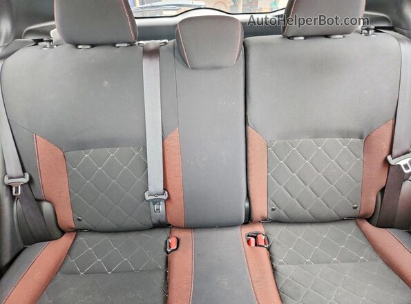 3N1CP5CU9KL509520 2019 NISSAN KICKS Белый Вид задних сидений