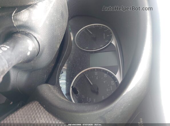 3N1CP5CU9KL533879 2019 NISSAN KICKS Gray Rear seats view