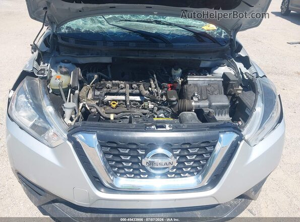 3N1CP5CU9KL533879 2019 NISSAN KICKS Gray Rear view