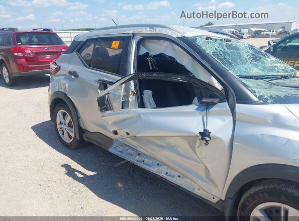 3N1CP5CU9KL533879 2019 NISSAN KICKS Gray 