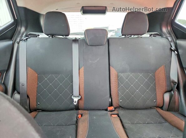 3N1CP5CUXJL525434 2018 NISSAN KICKS White უკანა სავარძლების ხედი