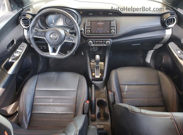 3N1CP5CUXKL471621 2019 NISSAN KICKS White Вид панелі приладів