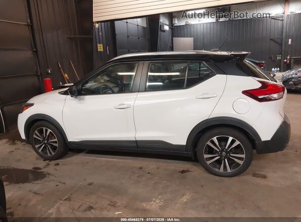 3N1CP5CUXKL519747 2019 NISSAN KICKS Белый 