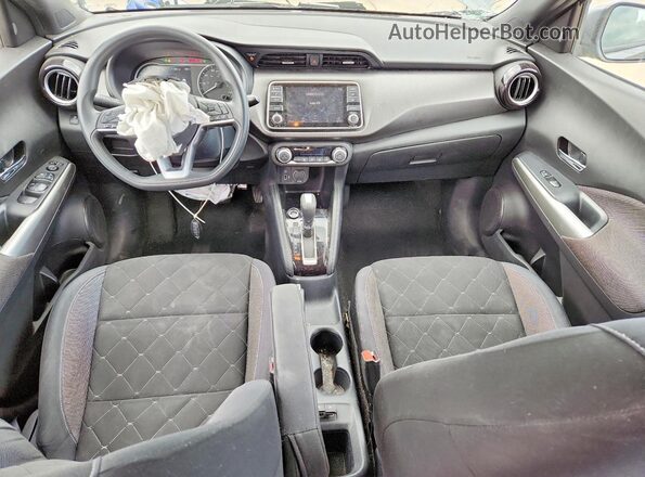 3N1CP5CUXKL524835 2019 NISSAN KICKS Серый Вид панели приборов