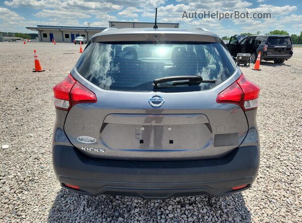 3N1CP5CUXKL524897 2019 NISSAN KICKS Gray Вид ззаду