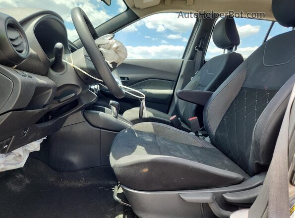 3N1CP5CUXKL524897 2019 NISSAN KICKS Gray Вид салону спереду