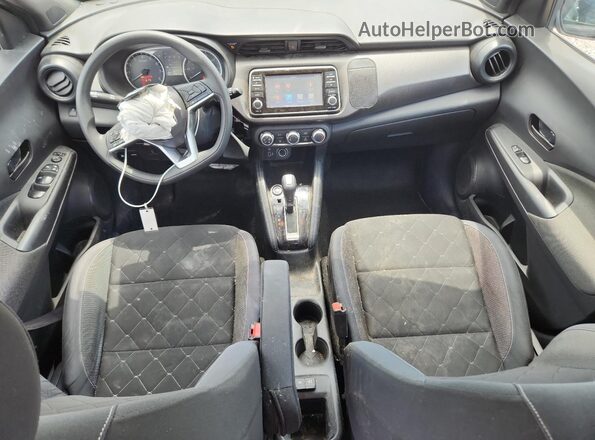 3N1CP5CUXKL524897 2019 NISSAN KICKS Gray Вид панелі приладів