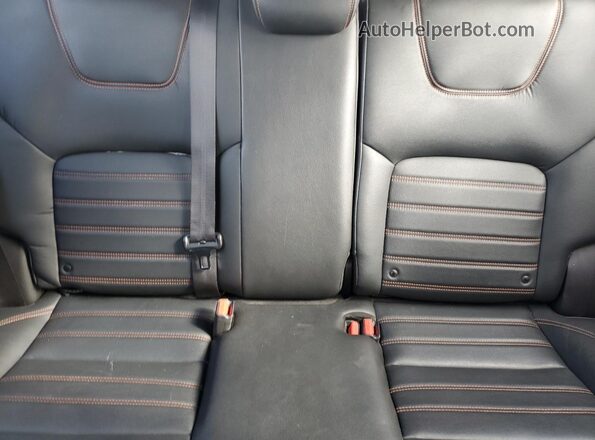 3N1CP5CUXKL532742 2019 NISSAN KICKS Red Հետևի նստատեղերի տեսք