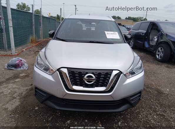 3N1CP5CUXKL536340 2019 NISSAN KICKS Silver Rear interior view