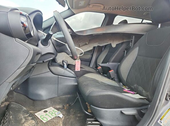 3N1CP5CV0LL534431 2020 NISSAN KICKS Gray Vista interior delantera